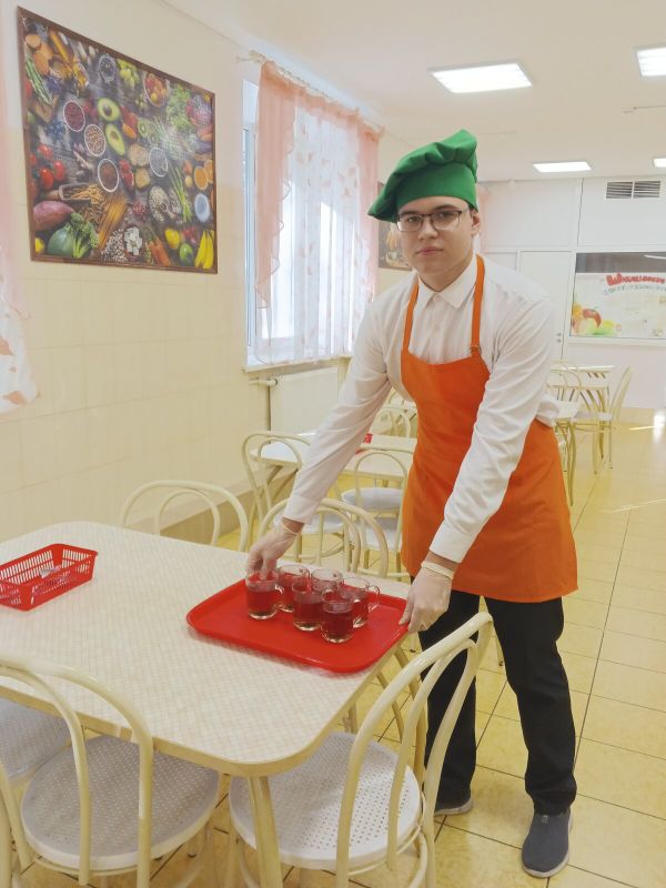 Изображения столовой.
